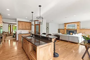 3910 Linden Pl, Medina, MN 55340 - Photo 13