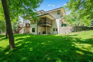 2422 Salem Heights Ln SW, Rochester, MN 55902 - Photo 5