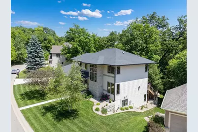 2422 Salem Heights Lane SW, Rochester, MN 55902 - Photo 3
