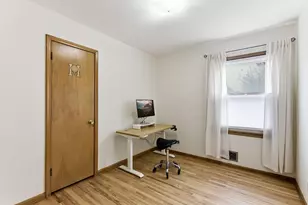 2021 Worcester Ave, Saint Paul, MN 55116 - Photo 19