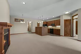 3914 Roosevelt St NE, Saint Paul, MN 55421 - Photo 5