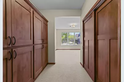 3914 Roosevelt Street NE, Saint Paul, MN 55421 - Photo 15