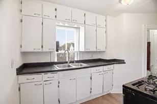 525 Galtier St, Saint Paul, MN 55103 - Photo 5