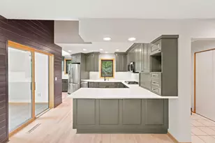3601 Prestige Ln, Minnetonka, MN 55305 - Photo 9