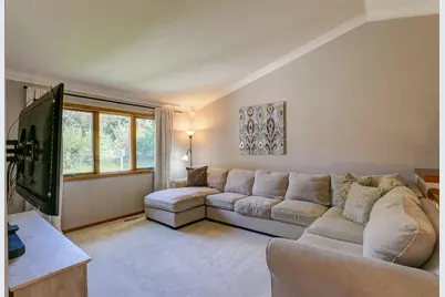 7488 Newbury Road, Woodbury, MN 55125 - Photo 17
