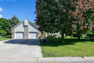 7488 Newbury Rd, Woodbury, MN 55125 - Photo 37
