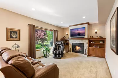 17880 Liv Lane, Eden Prairie, MN 55346 - Photo 9