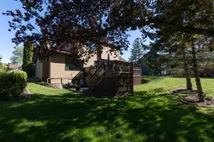 17880 Liv Ln, Eden Prairie, MN 55346 - Photo 3
