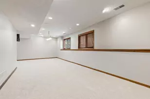 17880 Liv Ln, Eden Prairie, MN 55346 - Photo 15
