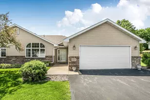 900 Golden Pond Ct, Buffalo, MN 55313 - Photo 1