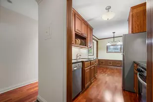 205 Barry, Wayzata, MN 55391 - Photo 25