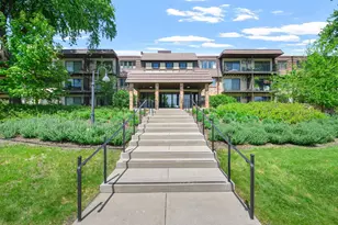 205 Barry, Wayzata, MN 55391 - Photo 67