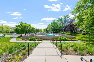 205 Barry, Wayzata, MN 55391 - Photo 69