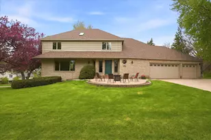 2500 Highland View Ave S, Burnsville, MN 55337 - Photo 1