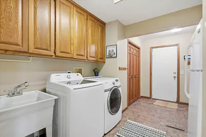 2500 Highland View Avenue S, Burnsville, MN 55337 - Photo 45