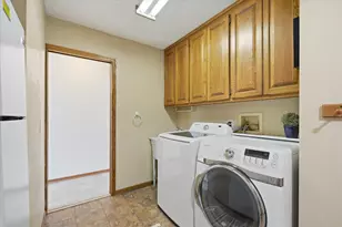 2500 Highland View Ave S, Burnsville, MN 55337 - Photo 47