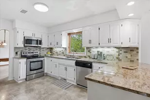 2500 Highland View Ave S, Burnsville, MN 55337 - Photo 9