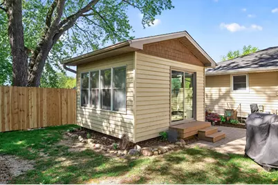 657 Granada Avenue N, Oakdale, MN 55128 - Photo 37