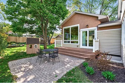 657 Granada Avenue N, Oakdale, MN 55128 - Photo 33