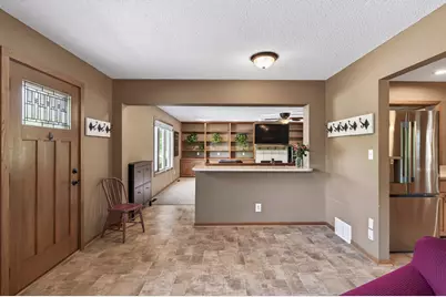 657 Granada Avenue N, Oakdale, MN 55128 - Photo 11