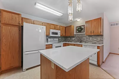 8725 Baxter Way #43, Inver Grove Heights, MN 55076 - Photo 11