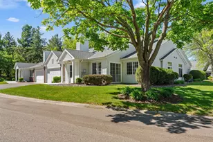 8725 Baxter Way, Inver Grove Heights, MN 55076 - Photo 3