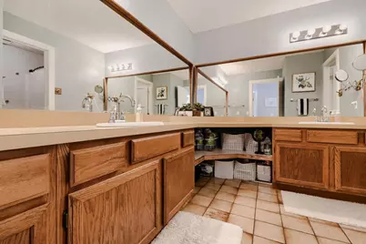 8862 Cottonwood Lane N, Maple Grove, MN 55369 - Photo 15