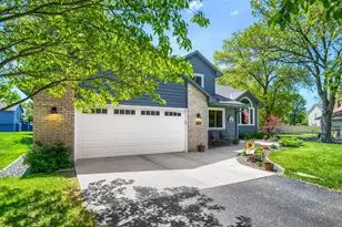 12146 Jonquil St NW, Coon Rapids, MN 55433 - Photo 3