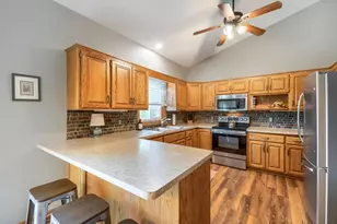 12146 Jonquil St NW, Coon Rapids, MN 55433 - Photo 9