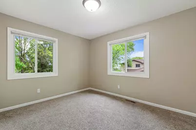 8773 Maplebrook Parkway N, Brooklyn Park, MN 55445 - Photo 9