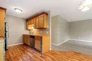 8773 Maplebrook Pkwy N, Brooklyn Park, MN 55445 - Photo 5
