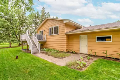 10640 Quebec Avenue N, Brooklyn Park, MN 55445 - Photo 3