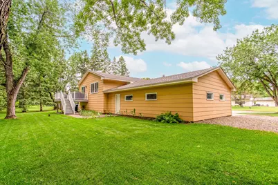 10640 Quebec Avenue N, Brooklyn Park, MN 55445 - Photo 37