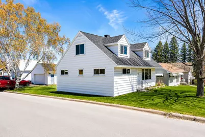 320 Michigan Avenue W, Gilbert, MN 55741 - Photo 3