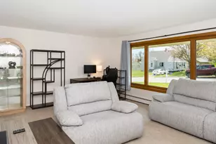 320 Michigan Ave W, Gilbert, MN 55741 - Photo 9