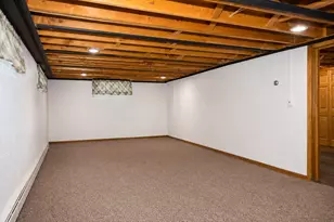 320 Michigan Ave W, Gilbert, MN 55741 - Photo 21