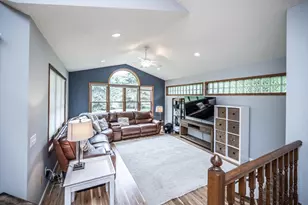 10060 208th St W, Lakeville, MN 55044 - Photo 25