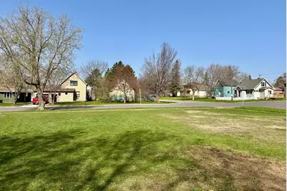 415 W 2nd Avenue, Keewatin, MN 55753 - Photo 1