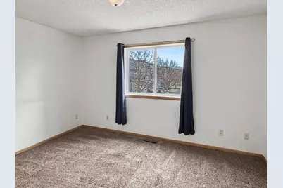 665 Kingfisher Lane #E, Woodbury, MN 55125 - Photo 21