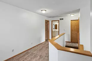665 Kingfisher Ln, Woodbury, MN 55125 - Photo 13