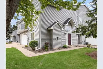 665 Kingfisher Lane #E, Woodbury, MN 55125 - Photo 1