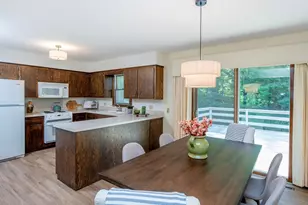 688 W Wentworth Ave, Mendota Heights, MN 55118 - Photo 7