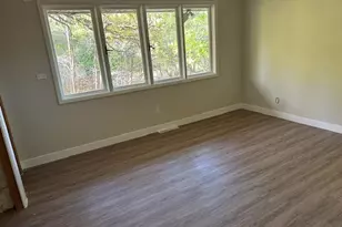 2232 Searle St, Maplewood, MN 55117 - Photo 3
