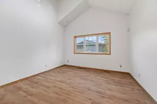 2023 Parkside Dr, Saint Paul, MN 55119 - Photo 7