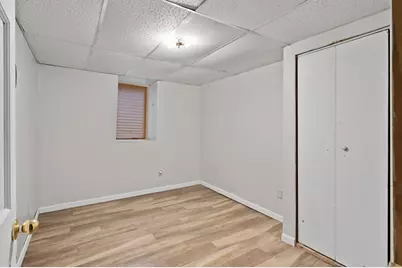 242 Penn Avenue N, Minneapolis, MN 55405 - Photo 13