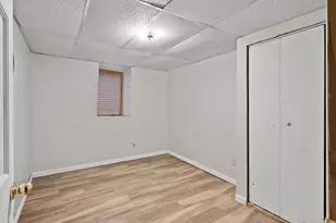 242 Penn Ave N, Minneapolis, MN 55405 - Photo 13
