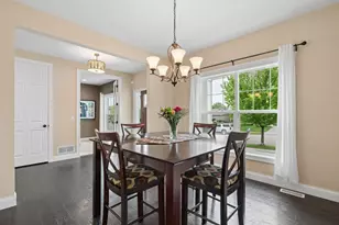 1202 Rosemary Ln, Chaska, MN 55318 - Photo 7