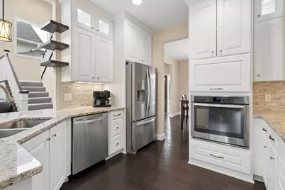 1202 Rosemary Lane, Chaska, MN 55318 - Photo 11