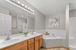 74 Crown Pointe Curve, Hudson, WI 54016 - Photo 15
