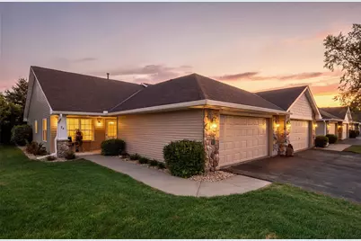 74 Crown Pointe Curve, Hudson, WI 54016 - Photo 23